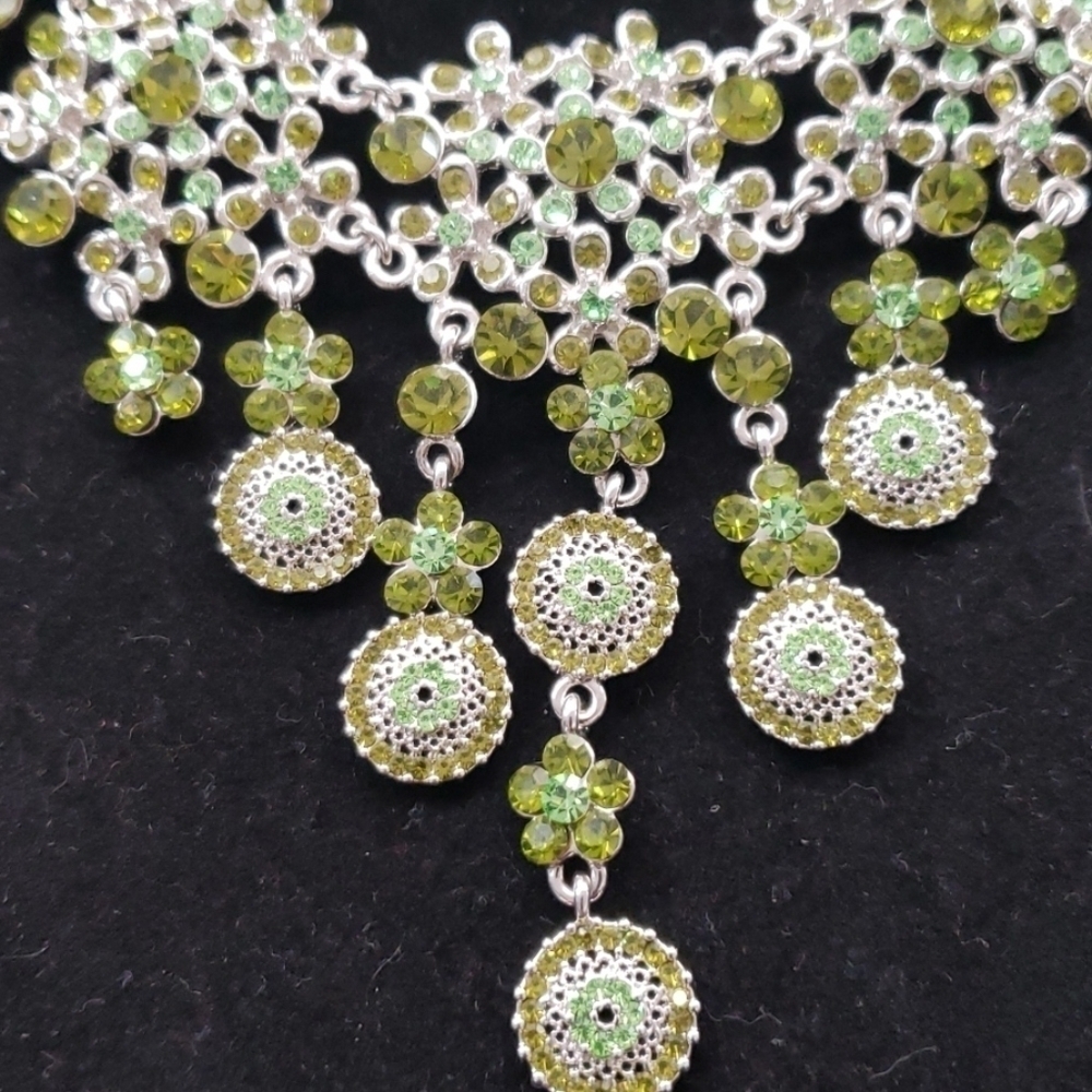 Olive Green Rhinestone Necklace Set - Picture 3 of 4